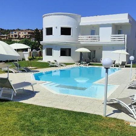 Готель Al Mare Da Francesca Ольбія Екстер'єр фото